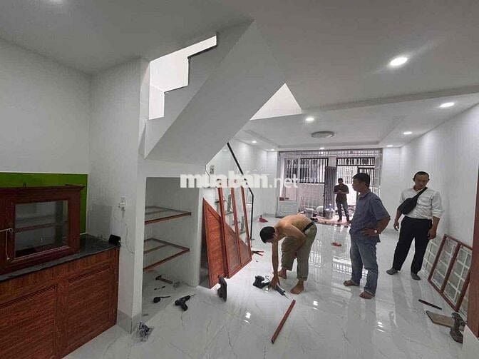 🔥 NHÀ ĐẸP GIÁ TỐT GẦN KĐT VẠN PHÚC  1 trệt 1 lầu (đã hoàn công)