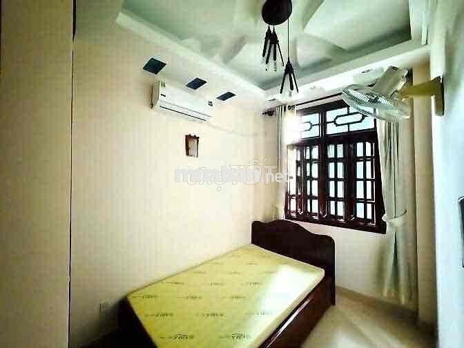 CHO THUÊ NHÀ HẺM XE HƠI(4PN,3WC)NỘI THẤT ĐẦY ĐỦ,NGUYỂN THIẾN THUẬT,Q3