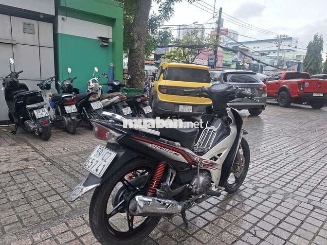 Xe yamaha sirut 2016