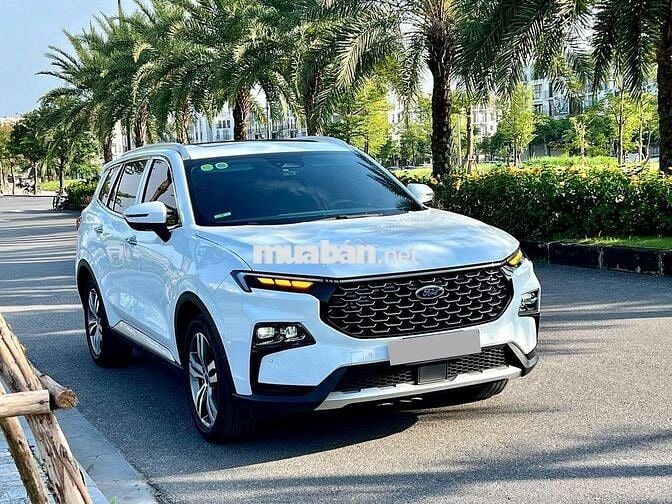 Ford Territory titanium X đk t6/2025 siêu lướt