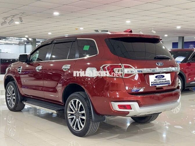 Ford Everest Titanium 4x2 2020 - 35000 km