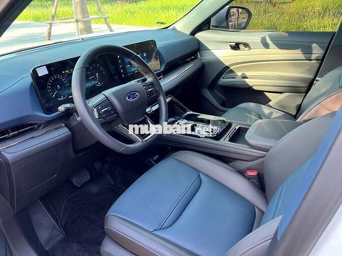 Ford Territory titanium X đk t6/2025 siêu lướt