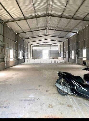 CHO  THUÊ  KHO  XƯỞNG ( 700m2) XÃ LÊ MINH XUÂN.   BÌNH  CHÁNH