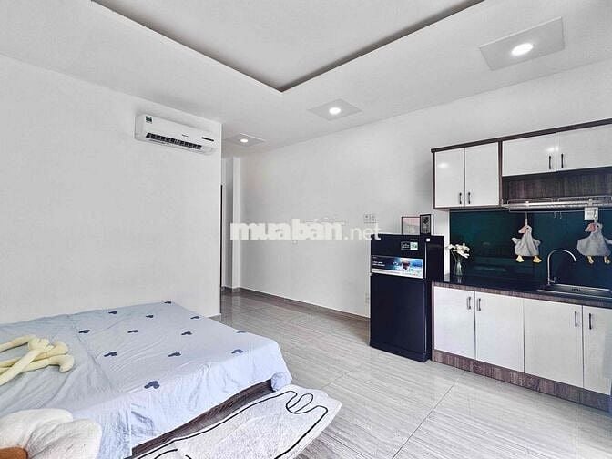 Nhà full nội thất giá cực rẻ ngay ngã tư Phú Nhuận - Chợ Bà Chiểu