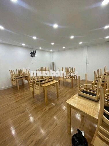 CHO THUÊ MẶT TIỀN TRẦN QUANG KHẢI QUẬN 1