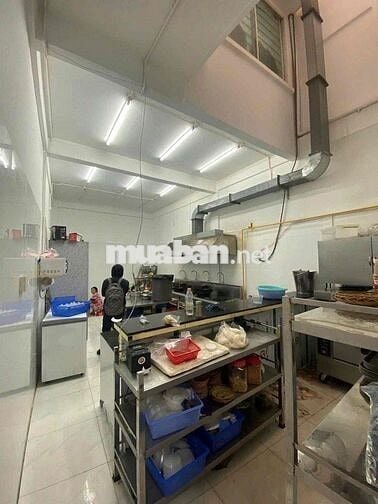 CHO THUÊ MẶT TIỀN TRẦN QUANG KHẢI QUẬN 1