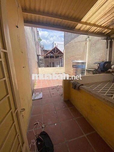 CHO THUÊ MẶT TIỀN TRẦN QUANG KHẢI QUẬN 1