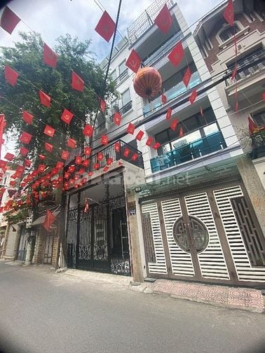 Bán nhà 7 tầng THANG MÁY phố Kim Mã, Quận Ba Đình, MB 40m2 Bán nhà 7 tầng THANG MÁY phố Kim Mã, Quận Ba Đình, MB 40m2