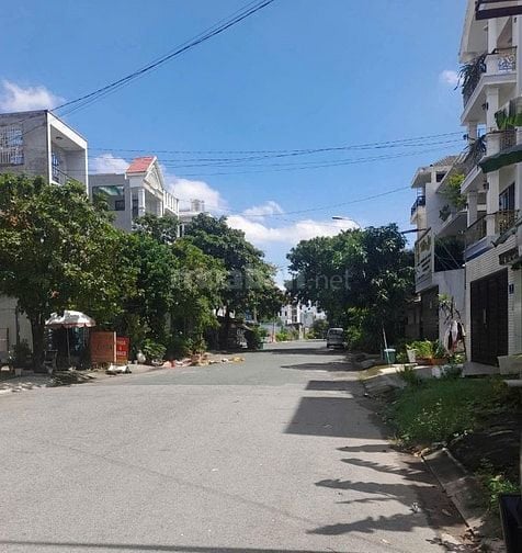 Bán nhà riêng Lê Thị Riêng, Quận 12, 95m2, hẻm 10m, 7,4 tỷ