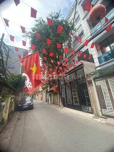 Bán nhà 7 tầng THANG MÁY phố Kim Mã, Quận Ba Đình, MB 40m2 Bán nhà 7 tầng THANG MÁY phố Kim Mã, Quận Ba Đình, MB 40m2