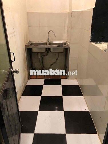 Cho thuê nhà mặt tiền cống quỳnh quận 1