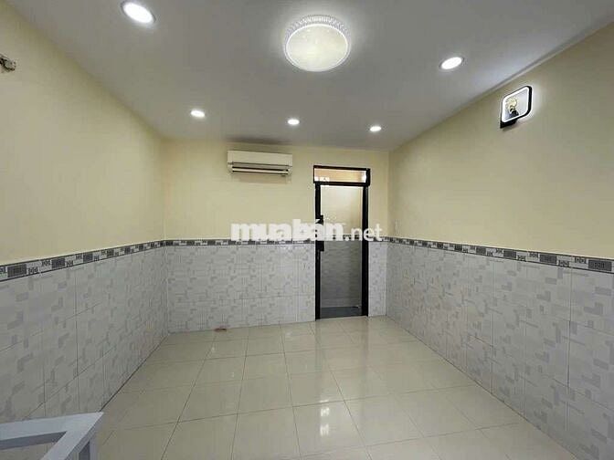 Nhà Mới Đẹp 3 Tầng Huỳnh Thiện Lộc Tân Phú 2PN Sát Mặt Tiền Sổ A4