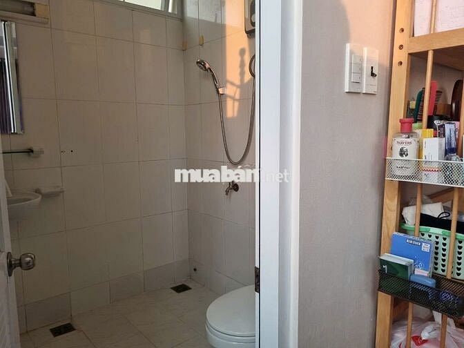 BÁN NHÀ CC HOA SEN - Q11 -  DT: 64m² - 2PN - 2WC - GIÁ 3.6 Tỷ tL