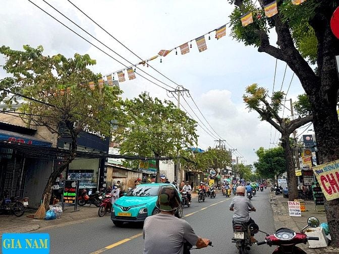 BÁN NHÀ MẶT TIỀN : 626 TỈNH LỘ 10 - P. BÌNH TRỊ ĐÔNG - Q. BÌNH TÂN