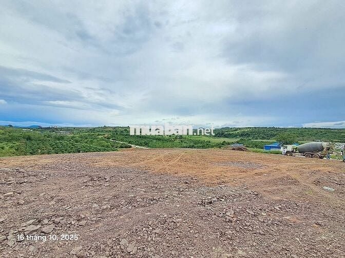 hot 1000m² đất nghỉ dưỡng ven Đà Lạt View đồi , giá chỉ 630 triệu