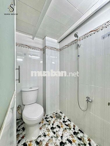 TRỐNG SẴN DUPLEX MỚI XÂY - BAN CÔNG FULL NT - GẦN ĐẦM SEN - Q11