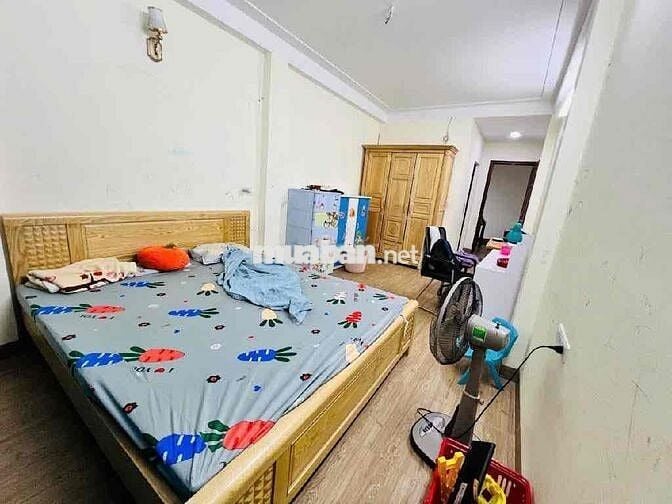 30M RA LÊ QUANG ĐẠO-OTO CÁCH 2 NHÀ - NHÀ DÂN - SẴN Ở