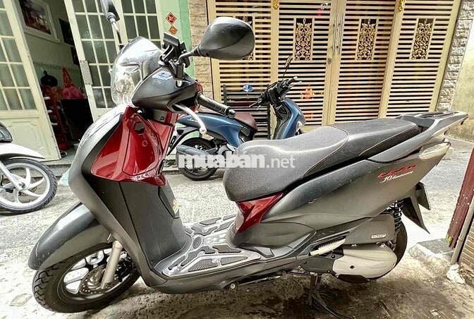 Gia đình cần bán Lead 125cc bản kỷ niệm 10 năm