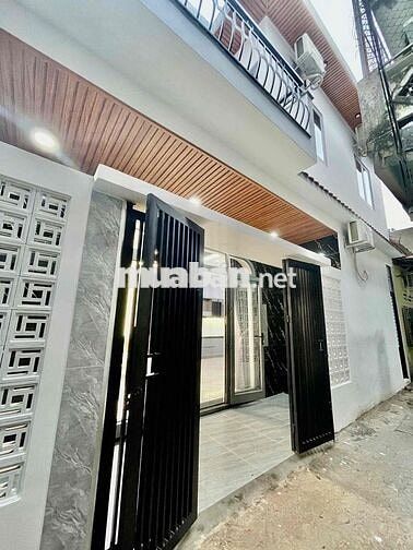 🔥🔥SIÊU PHẨM NHÀ 2 TẦNG 2 MÊ NGAY GIỮA TRUNG TÂM THÀNH PHỐ ĐÀ NẴNG NHÀ