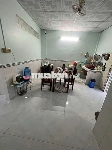 Kẹt Cần bán gấp căn nhà cấp 4 ở Đ. Nguyễn Thị Lắng 120m2 SHR giá 855tr