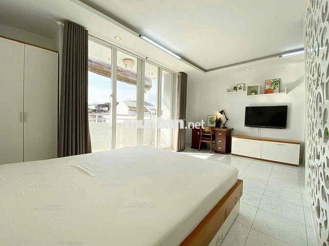 CĂN HỘ VIP BANCONG _ TÁCH BẾP _ 48m2 CẠNH BỜ KÈ HOÀNG SA