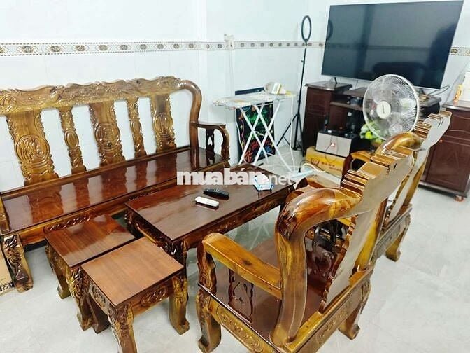 Cho thuê nguyên gác đúc suốt tầng một