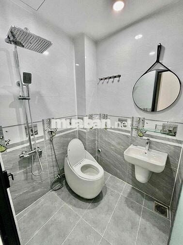 🔥🔥SIÊU PHẨM NHÀ 2 TẦNG 2 MÊ NGAY GIỮA TRUNG TÂM THÀNH PHỐ ĐÀ NẴNG NHÀ