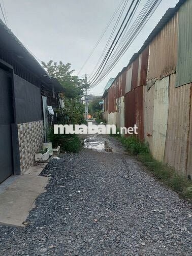 Cần bán nhà nhỏ ở Lê Văn Khương gần hãng bia