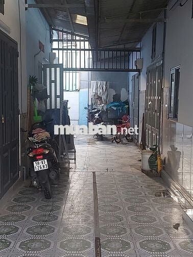 Cần bán nhà nhỏ ở Lê Văn Khương gần hãng bia