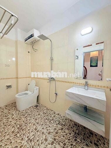 Bán nhà đẹp, DT: 31m2 Kim Giang 5 tầng full nội thất gần phố ô tô