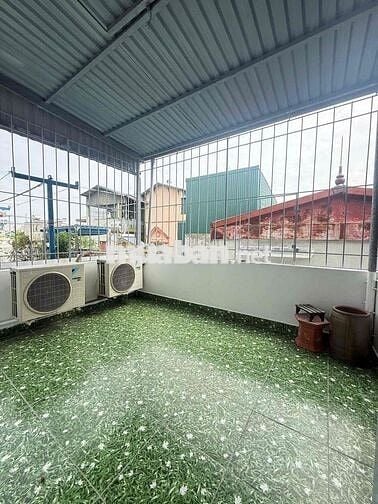 Bán nhà đẹp, DT: 31m2 Kim Giang 5 tầng full nội thất gần phố ô tô