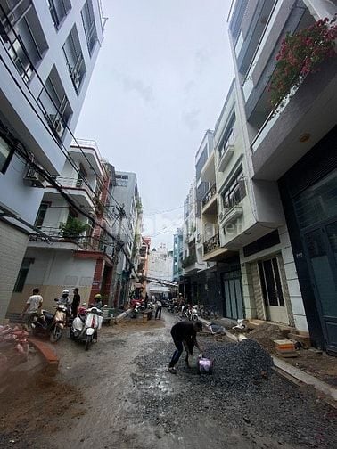 Cho thuê nhà nguyên căn hẻm 2 xe tải tránh nhau phường 14