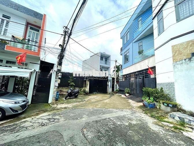 Nhà căn góc, HXH quay đầu, 3 tầng 4 ngủ, thiết kế hiện đại, hoàn công