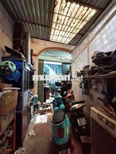 Cần bán nhà Khương Trung 38m2 thoáng sáng, 6 phòng, giá đầu tư 7.4 tỷ