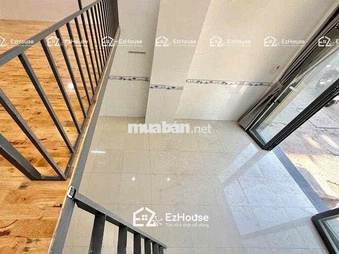 CHO THUÊ MB VỪA Ở VỪA KINH DOANH CÁCH HUIT 500m RỘNG 50m2