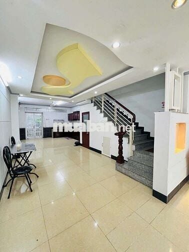 NHÀ CHO THUÊ:
TRỆT 1 LỬNG 2 LẦU
- CÓ NỘI THẤT TRỤC CHÍNH KDC HƯNG PHÚ