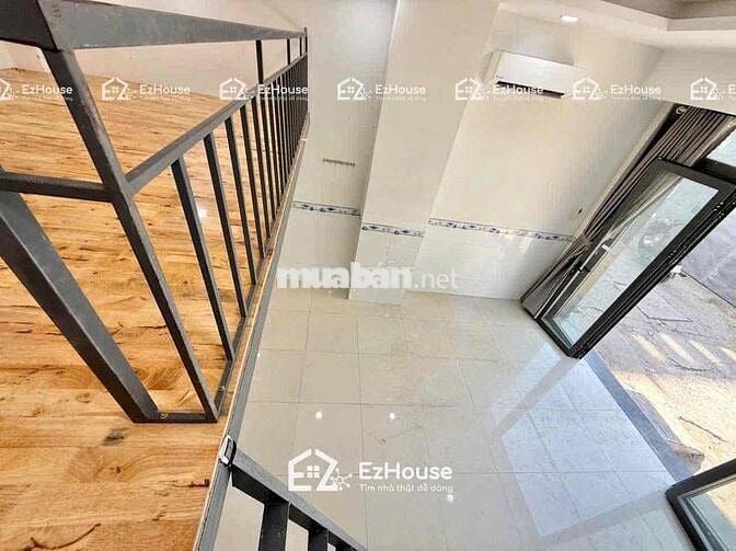 CHO THUÊ MB VỪA Ở VỪA KINH DOANH CÁCH HUIT 500m RỘNG 50m2