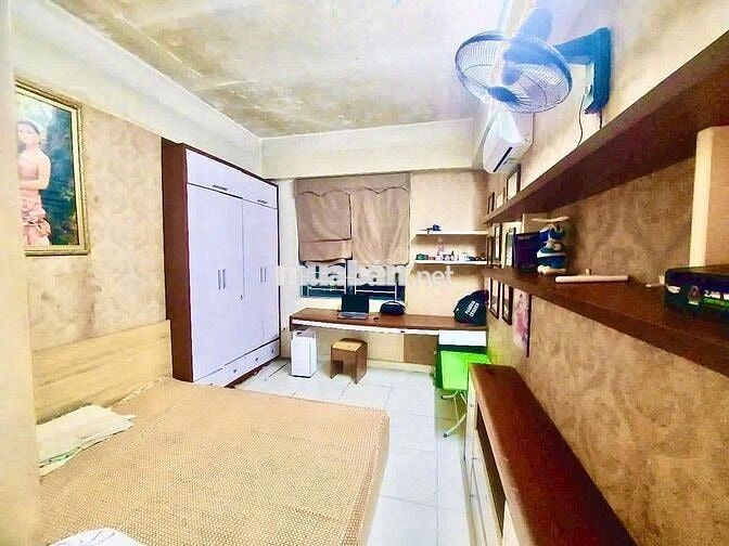 Chung cư view hồ Linh Đàm – tầng trung đẹp – 2PN, 2WC – giá 5,2 tỷ Chung cư view hồ Linh Đàm – tầng trung đẹp – 2PN, 2WC – giá 5,2 tỷ