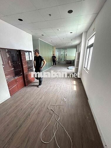 - [ ]  🏠🏠 CHO THUÊ TOÀ NHÀ 962,46M2 MẶT TIỀN ĐẠI LỘ PHẠM Văn Đồng p. H