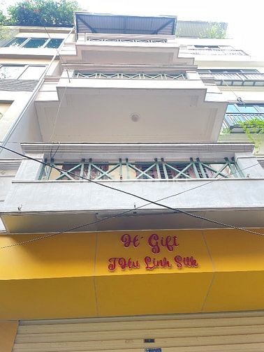 Cc Mời thuê nhà ngõ 73 Nguyen Hồng 55m2 5pn 18 tr/1 th