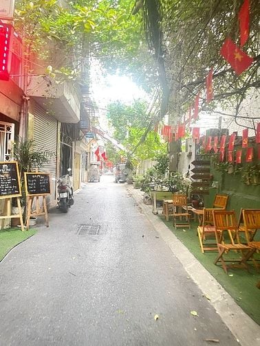 Cc Mời thuê nhà ngõ 73 Nguyen Hồng 55m2 5pn 18 tr/1 th