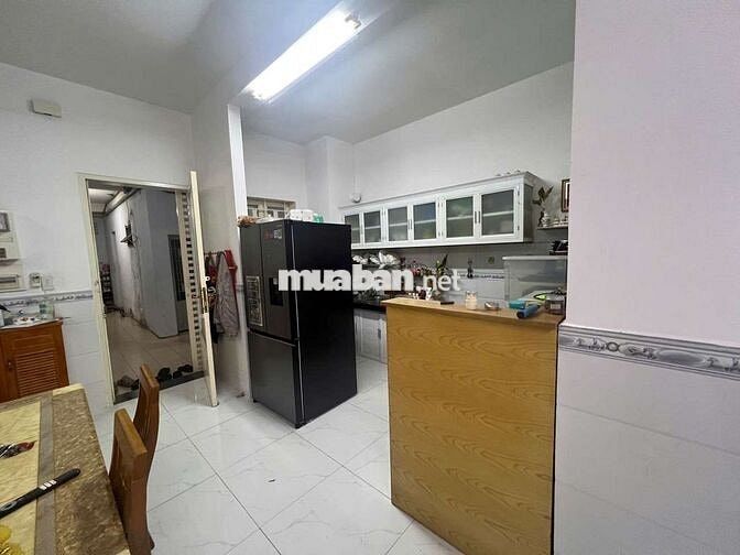 Chính chủ bán chung cư An Sương lầu 2 shr 70m2