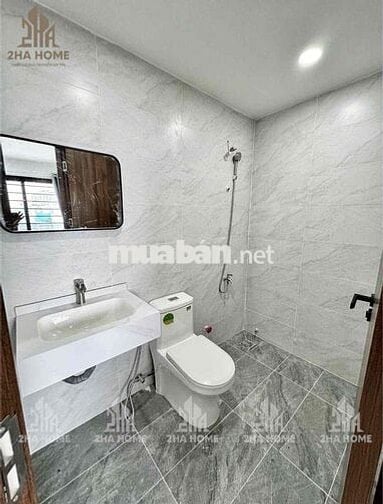 CHDV nội thất xịn xò ngay trung tâm Quận 11