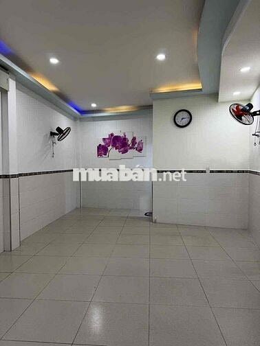 Nhà Thuê Hẻm 1/ luỹ bán bích.DT:4 X 9m kết cấu cấp 4 Trống suốt 1WC