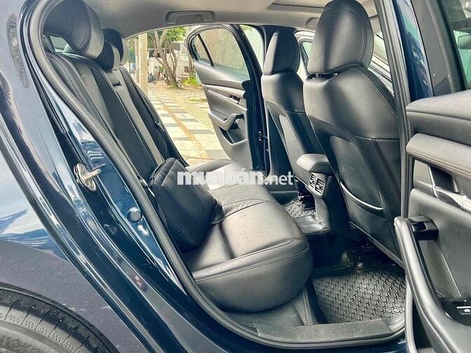 Mazda 3 2022 1.5L Premium - 61457 km