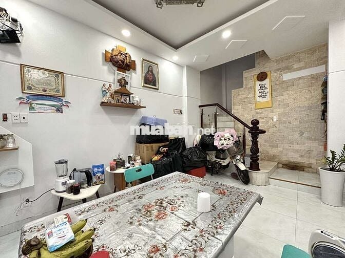 Rất đẹp, Đ. Nguyễn Văn Trỗi, P8, Phú Nhuận. Chỉ 4tỷ95