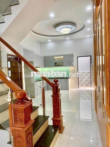 Nhà Hẻm Lê Văn Quới (4x17m) Xây 4 Tấm . Có 5 Phòng - 4 WC