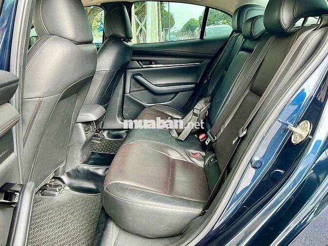 Mazda 3 2022 1.5L Premium - 61457 km