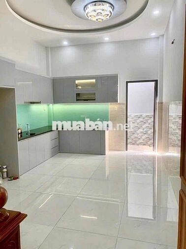 Nhà Hẻm Lê Văn Quới (4x17m) Xây 4 Tấm . Có 5 Phòng - 4 WC