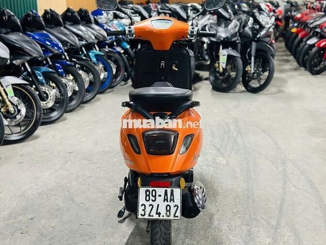 XE MÁYTHANH TÙNG_VESPA 50CC MÀU CAM XE RẤT ĐẸP